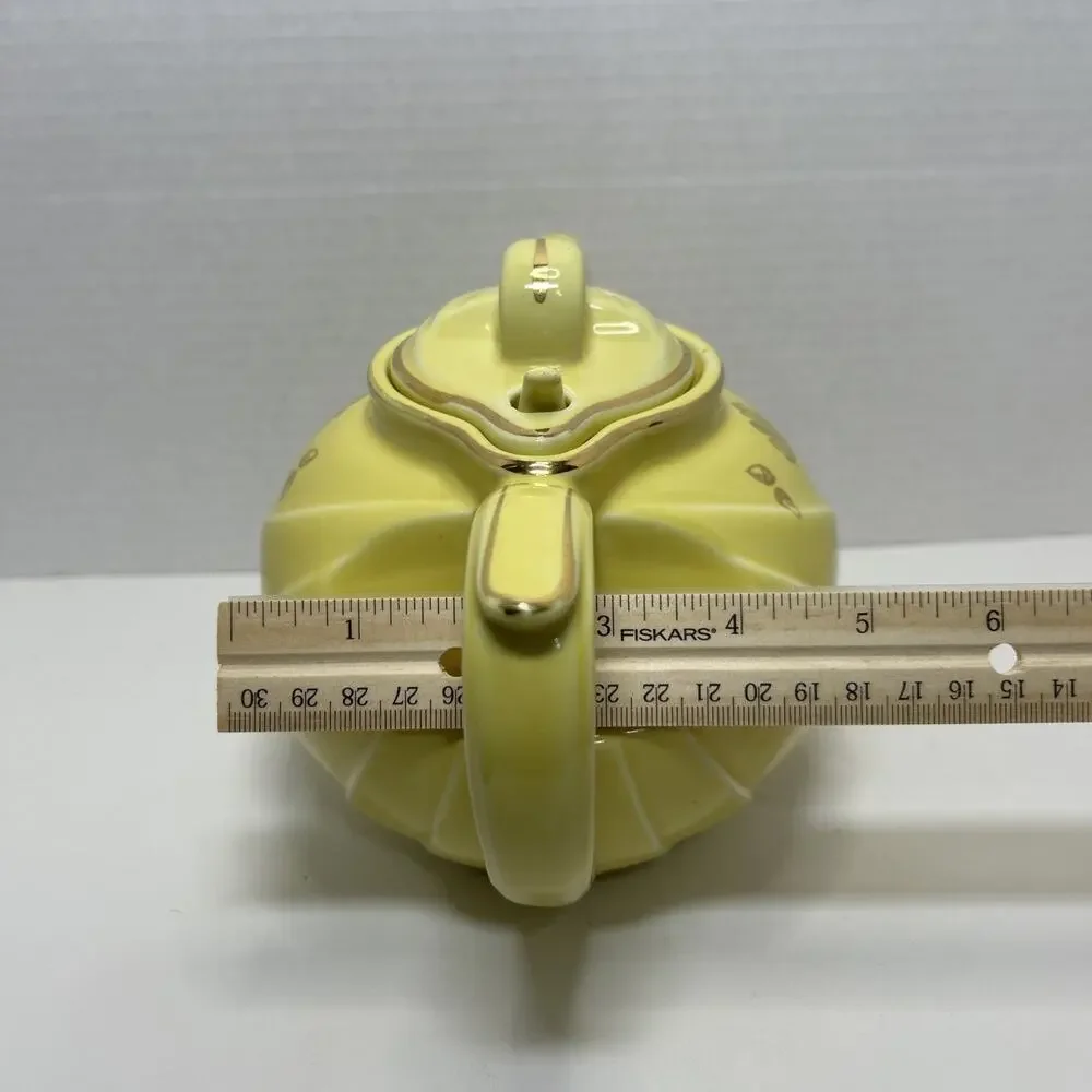 Vtg HALL 6 Cup Teapot Parade Yellow w/ Gold Acorn Oak Leaf Design Ceramic 0799